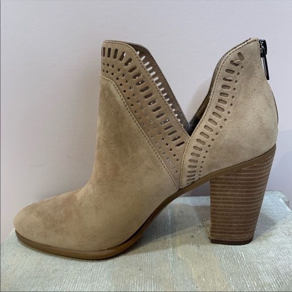 Vince Camuto Lacy Cutout Booties New - Picture 5 of 8